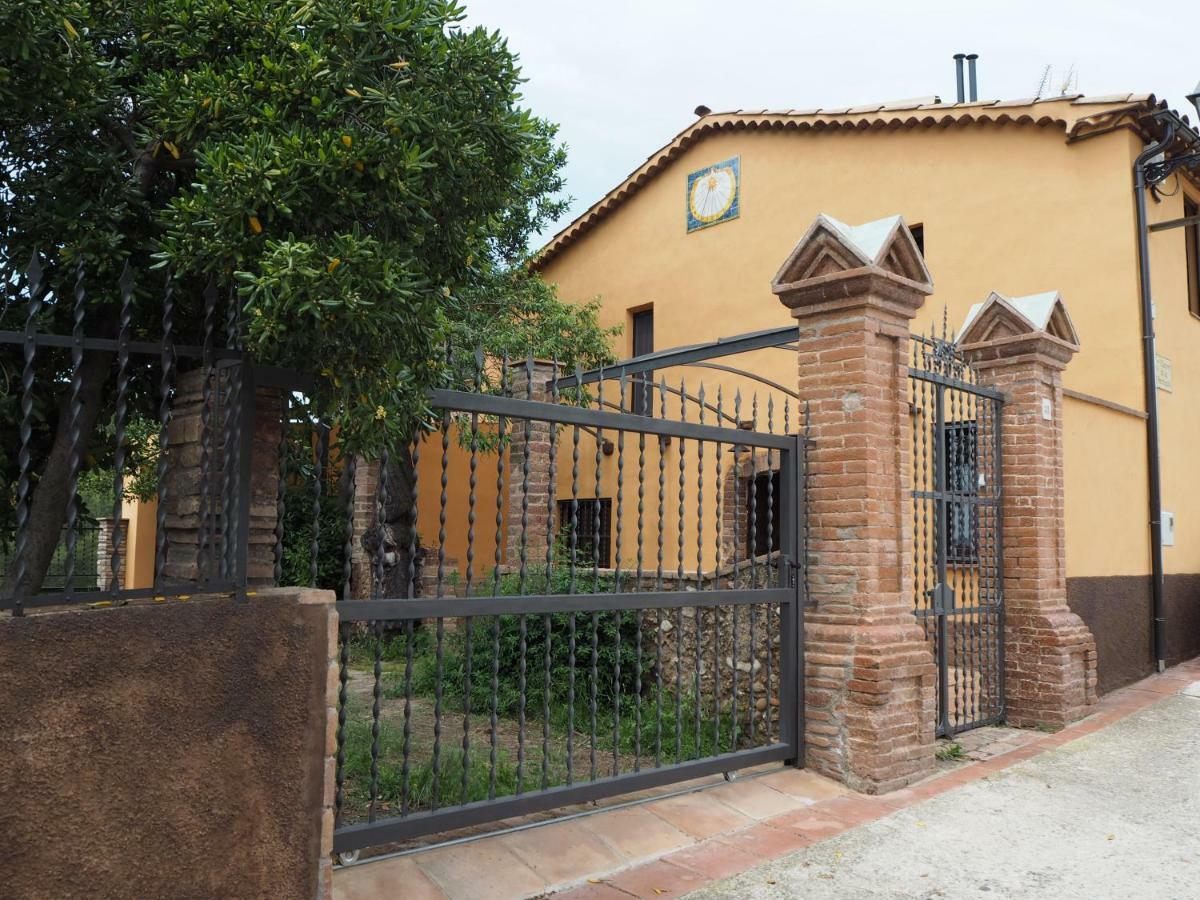 Cal Ventura Guest House El Bruc Exterior photo